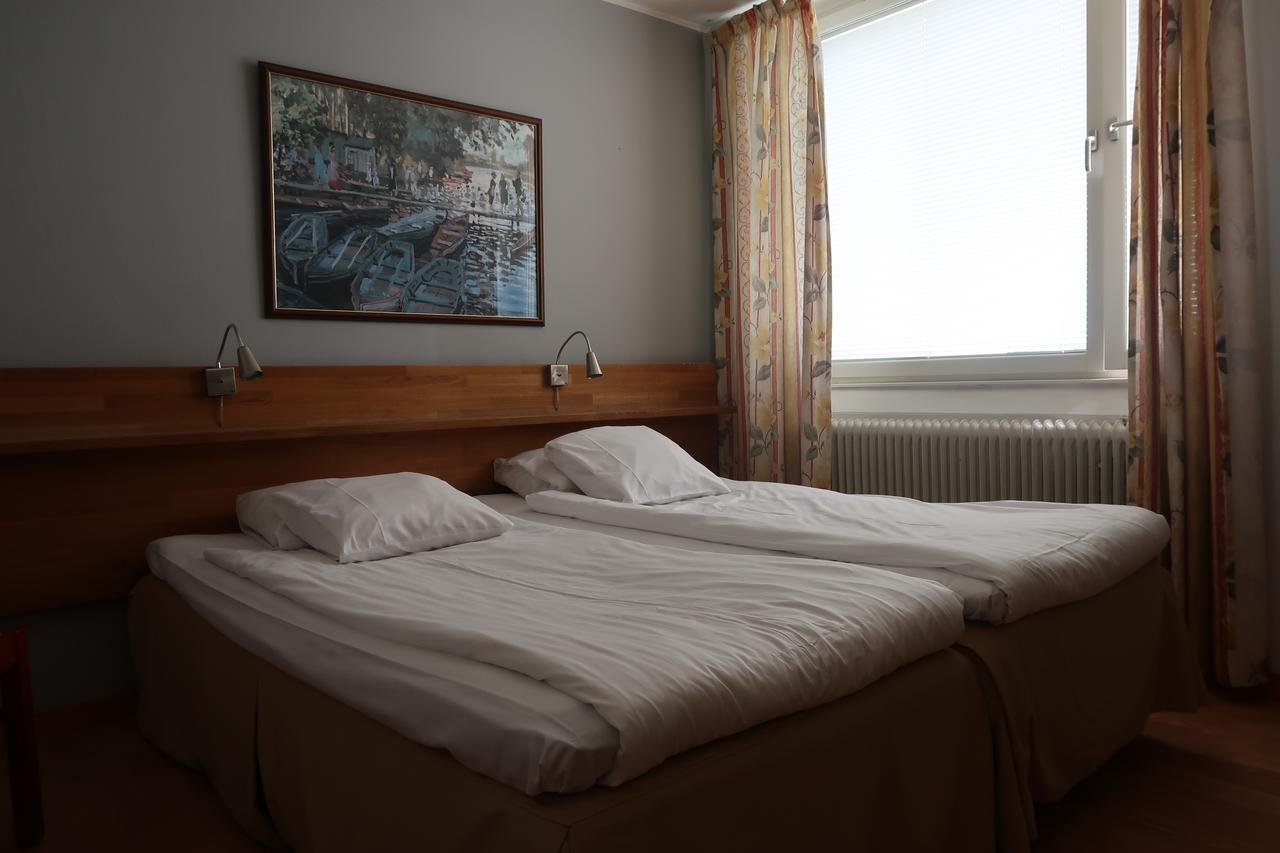 Hotel Aveny Bed & Breakfast Gavle Exterior photo