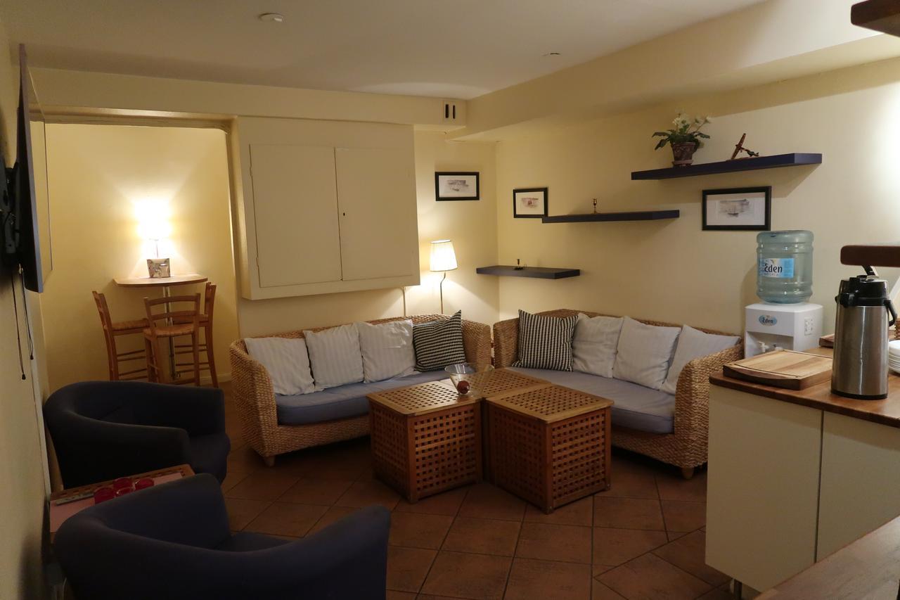 Hotel Aveny Bed & Breakfast Gavle Exterior photo