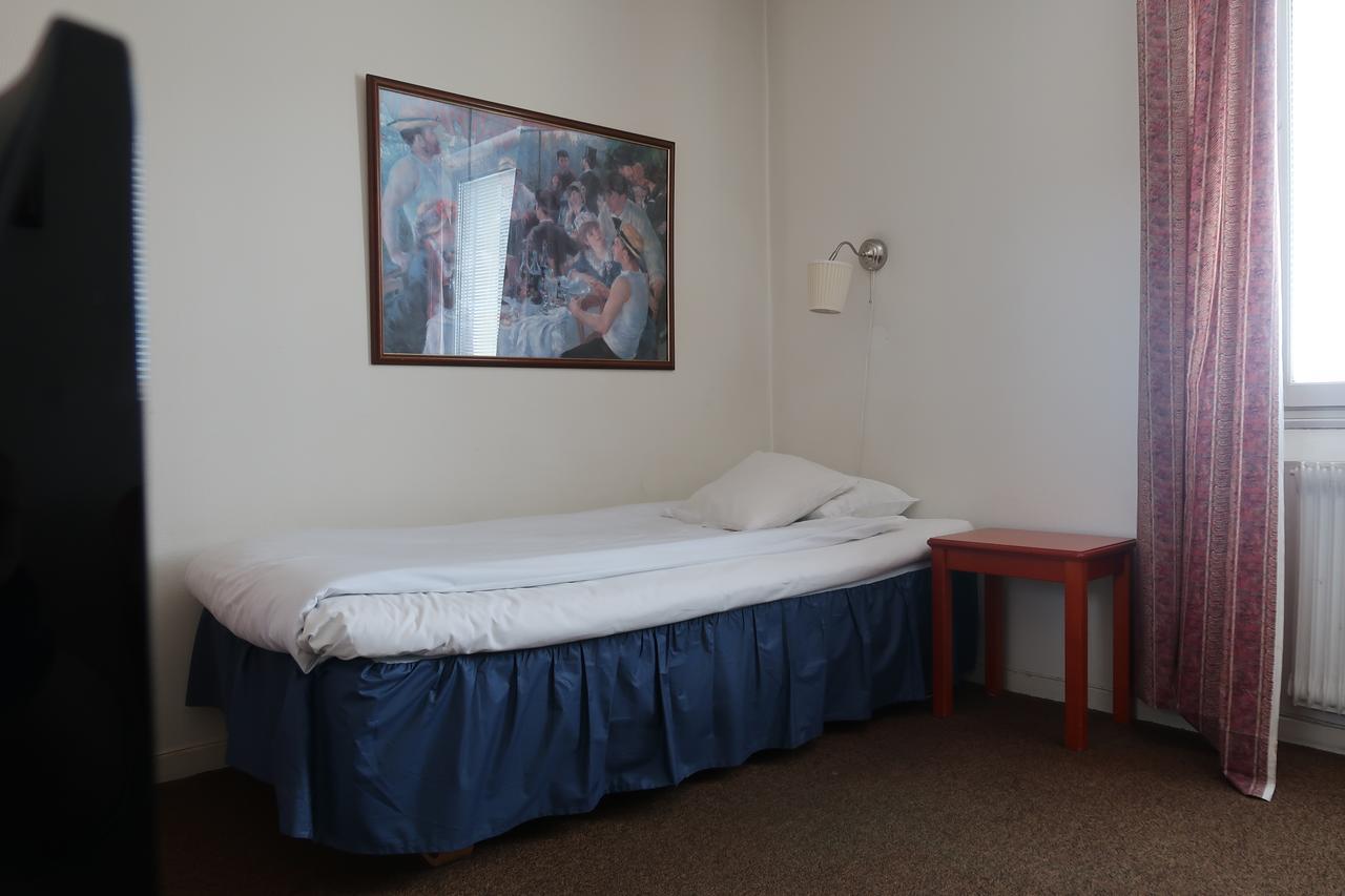 Hotel Aveny Bed & Breakfast Gavle Exterior photo