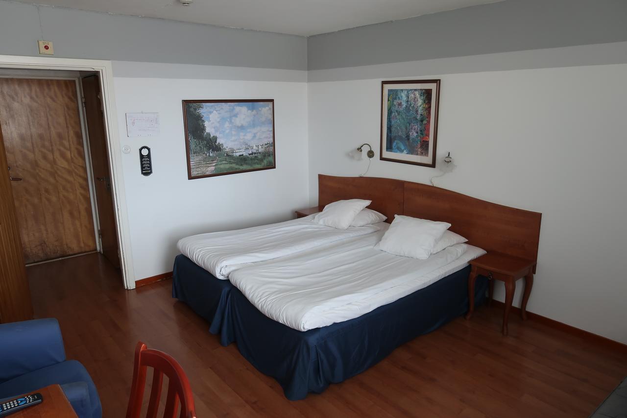 Hotel Aveny Bed & Breakfast Gavle Exterior photo