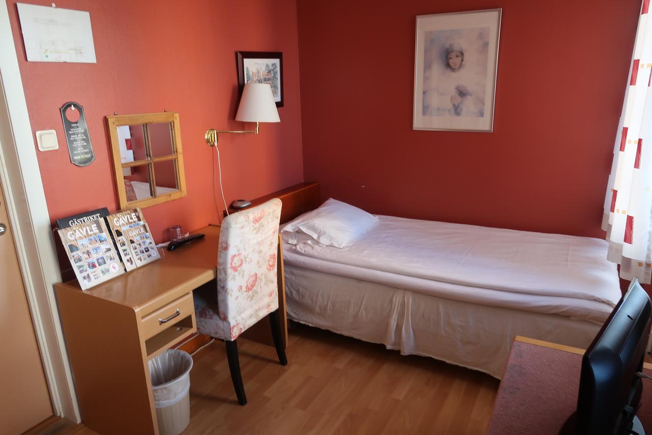 Hotel Aveny Bed & Breakfast Gavle Exterior photo